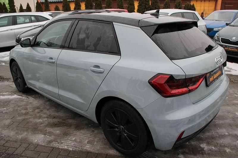 Gebraucht Audi A1 Sportback Advanced 110 PS (80 kW) 2022 Grau Kleinwagen