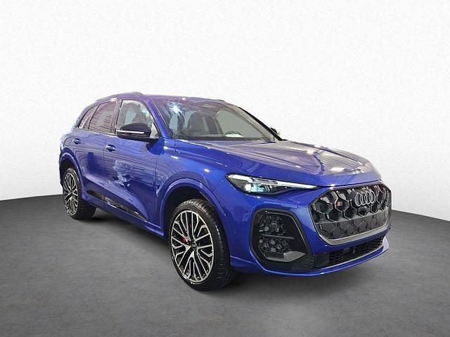 Neu Audi SQ5 Ambiente 367 PS (269 kW) 2025 Grün SUV