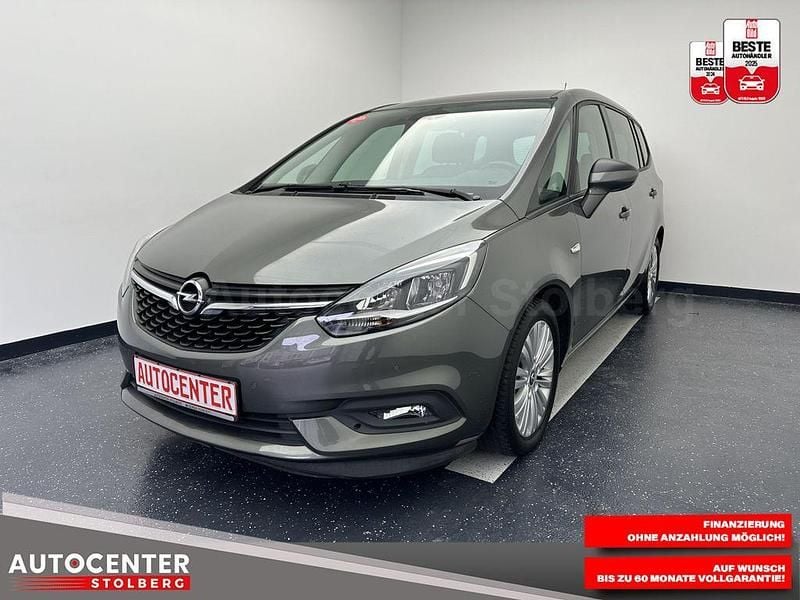 Grau Gebraucht 2018 Opel Zafira Van / Kleinbus | 10.900 € (Guter Preis) - Bild 1/3