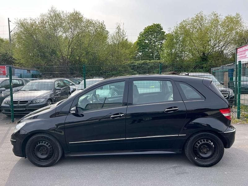 Schwarz Gebraucht 2006 Mercedes B200 Van / Kleinbus | 1.200 € (Superpreis) - Bild 1/4