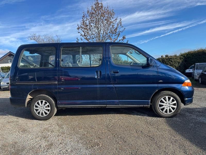 Gebraucht Toyota HiAce 102 PS (75 kW) 2005 Blau Van