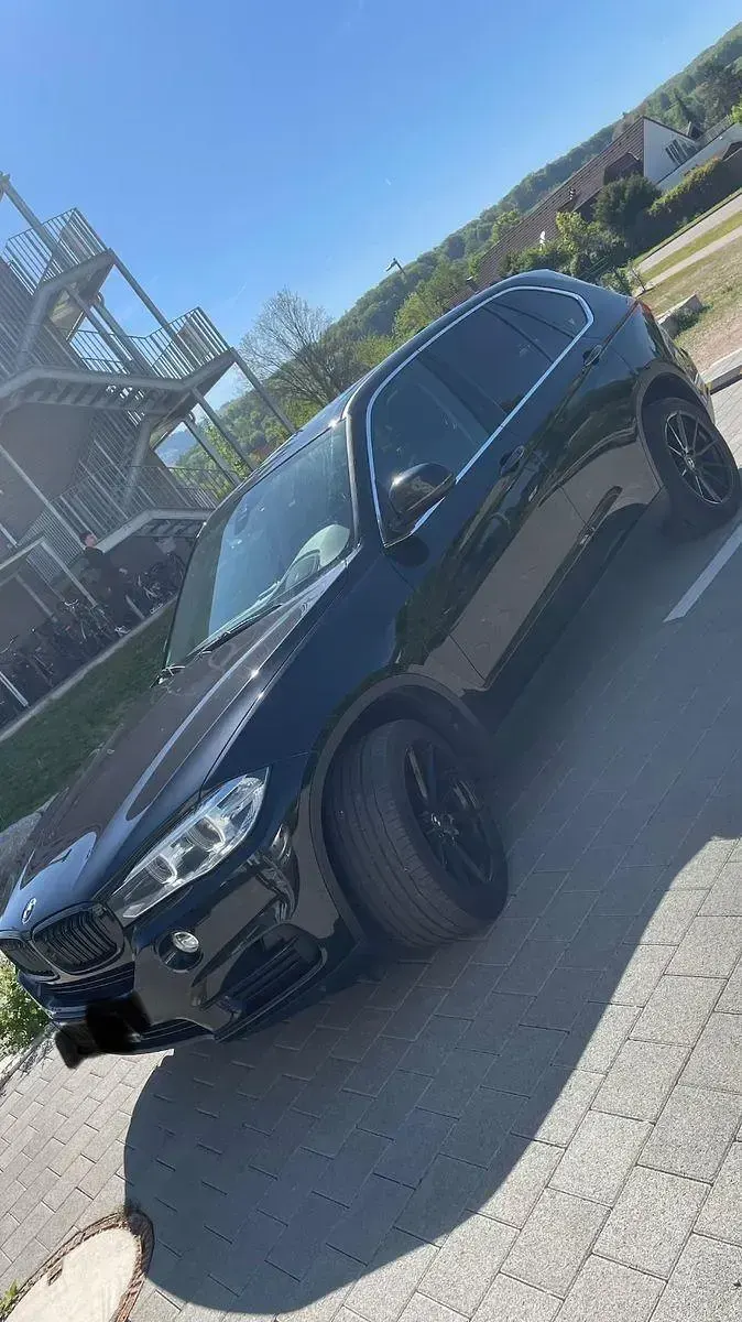 Second-hand BMW X5 258 CP (189 kW) 2017 Negru SUV