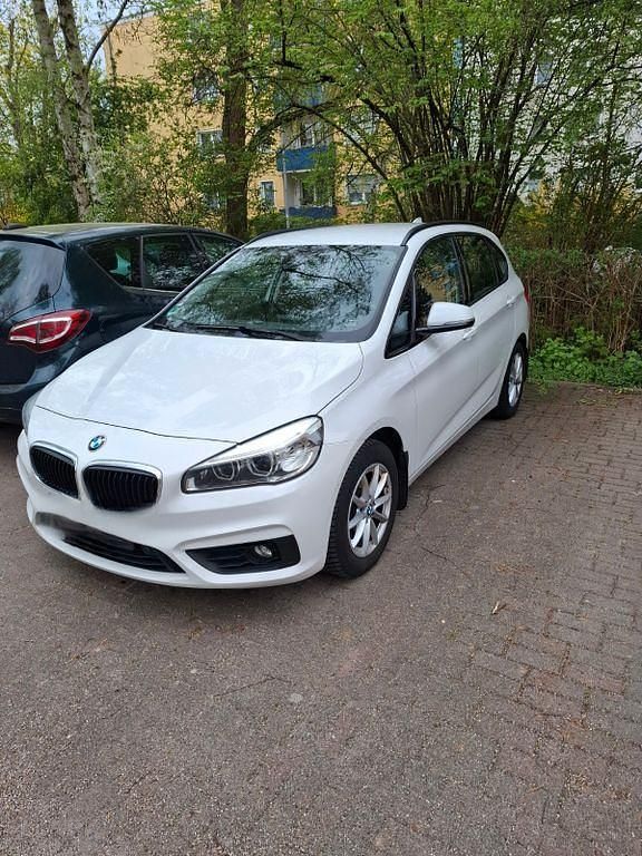 Gebraucht BMW 218 Active Tourer Advantage 150 PS (110 kW) 2017 Weiß Van / Kleinbus