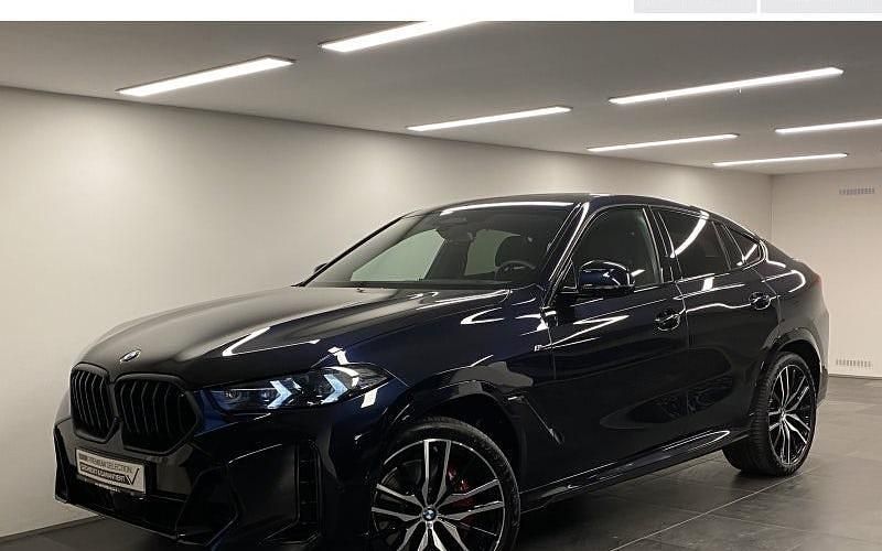 Schwarz Gebraucht 2025 BMW X6 Comfort Edition SUV | 107.690 € - Bild 1/4