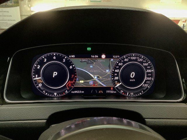 Second-hand VW Golf VII GTI 290 CP (213 kW) 2019 Alb Berlinǎ