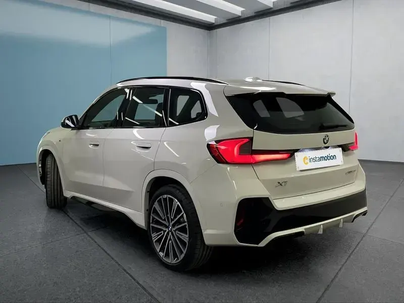 Gebraucht BMW X1 M Sport 163 PS (119 kW) 2025 Weiß SUV