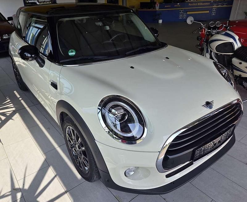 Pepper (old english) white Gebraucht 2019 Mini Cooper Kleinwagen | 16.300 € (Guter Preis) - Bild 1/4