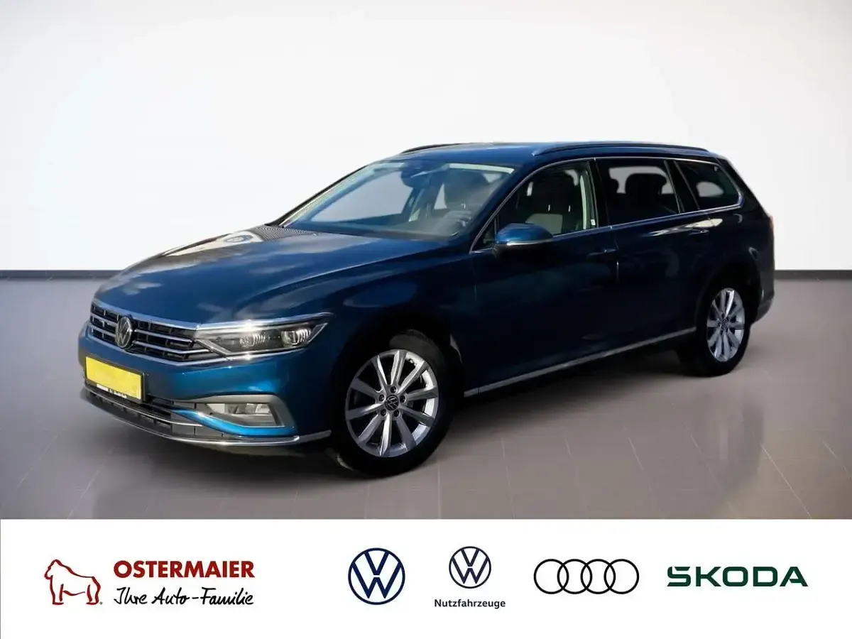 Second-hand VW Passat Elegance 150 CP (110 kW) 2024 Albastru Break