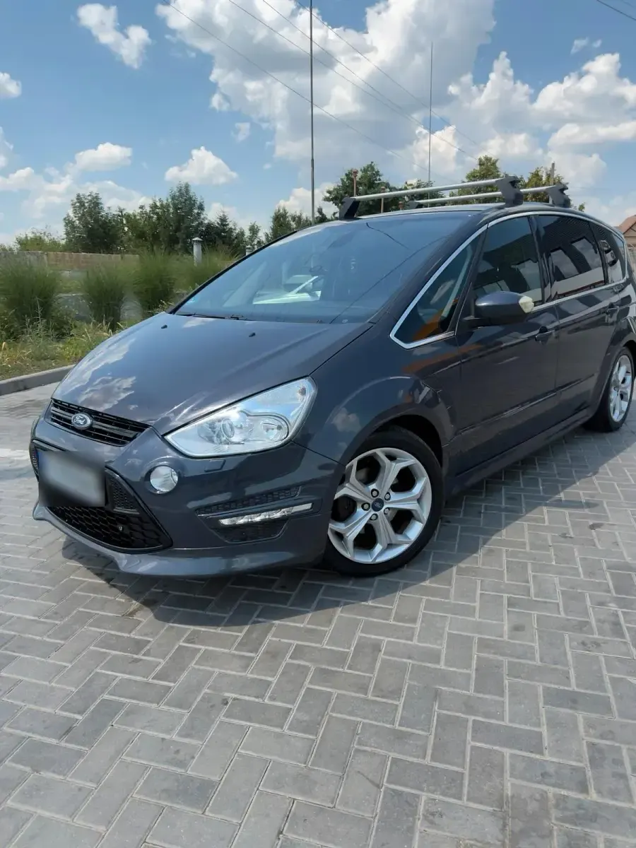 Gebraucht Ford S-MAX Titanium 203 PS (149 kW) 2012 Grau Van / Kleinbus