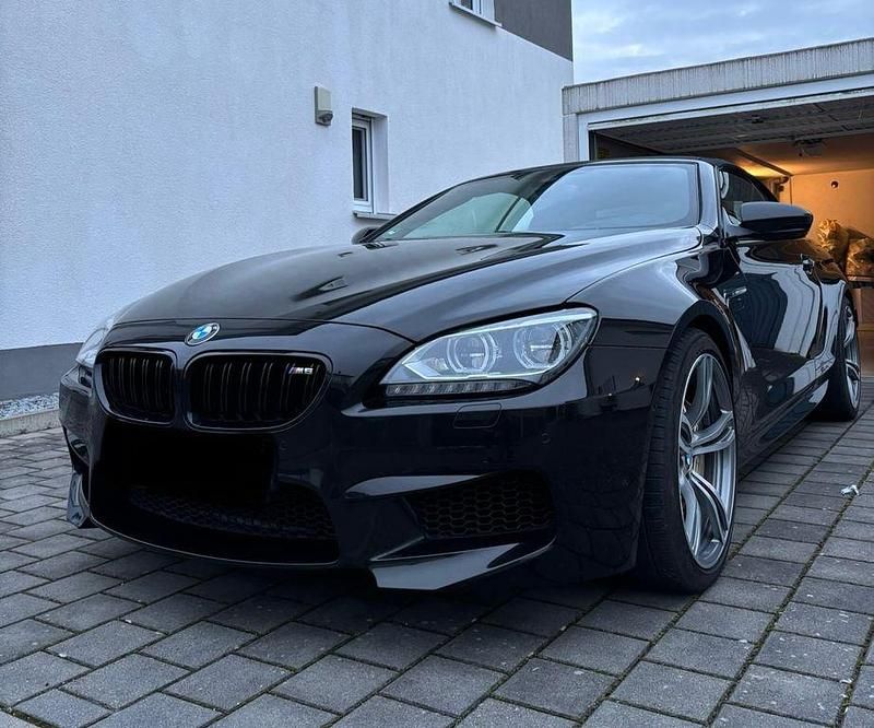 Schwarz Gebraucht 2013 BMW M6 Cabriolet Shadowline Cabrio | 38.450 € (Fairer Preis) - Bild 1/4