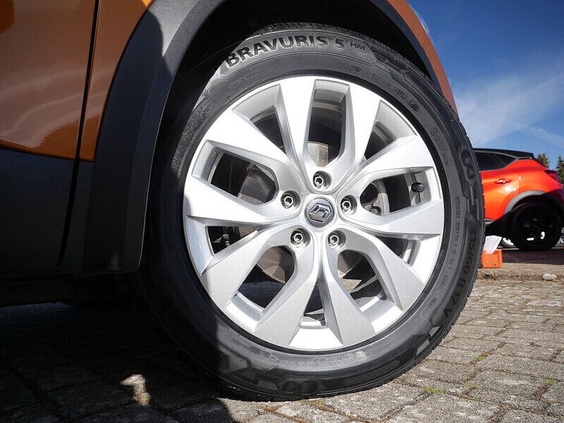 Gebraucht Renault Captur Intens 154 PS (113 kW) 2020 Orange SUV