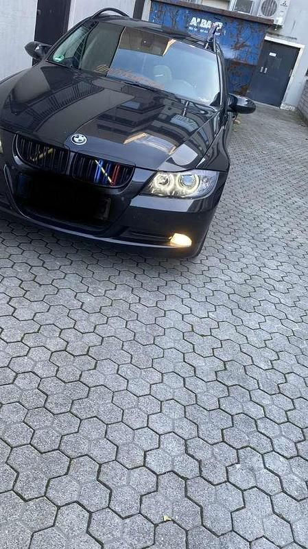 Gebraucht BMW 318 M Performance 129 PS (94 kW) 2006 Schwarz Kombi