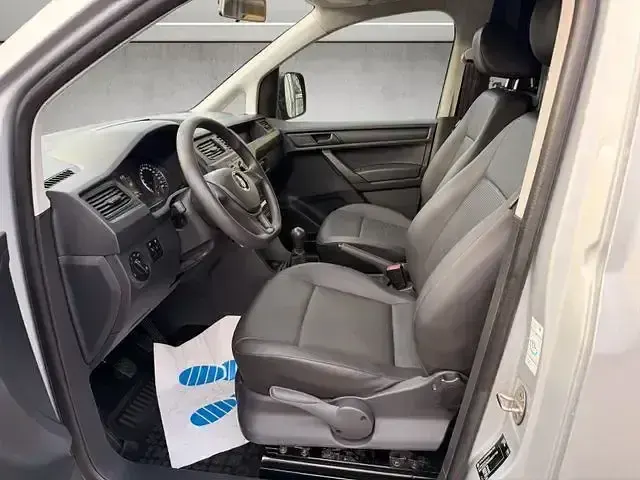 Gebraucht VW Caddy 102 PS (75 kW) 2016 Reflexsilber metallic Van / Kleinbus