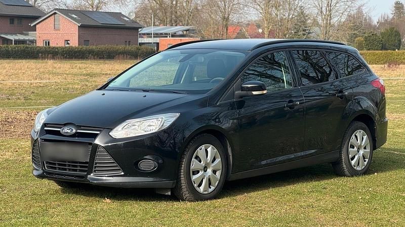 Gebraucht Ford Focus 116 PS (85 kW) 2013 Schwarz Kombi