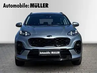 Gebraucht Kia Sportage 136 PS (100 kW) 2021 Css) lunarsilber met. (silber SUV
