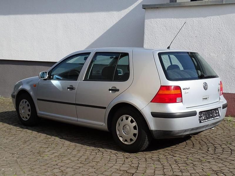 Gebraucht VW Golf III 101 PS (74 kW) 1999 Silber Limousine