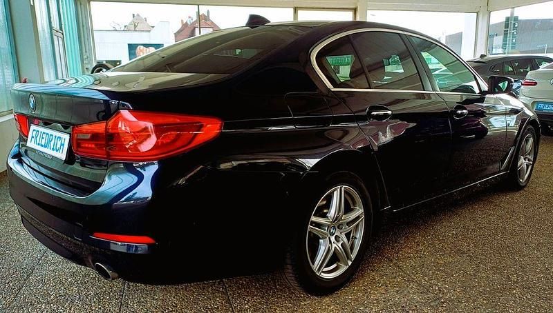 Gebraucht BMW 520 190 PS (139 kW) 2018 Blau Limousine