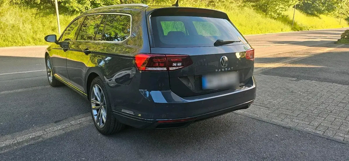 Gebraucht VW Passat 150 PS (110 kW) 2021 Kombi