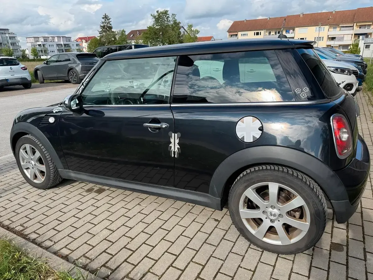 Gebraucht Mini ONE 95 PS (69 kW) 2007 Schwarz Kleinwagen
