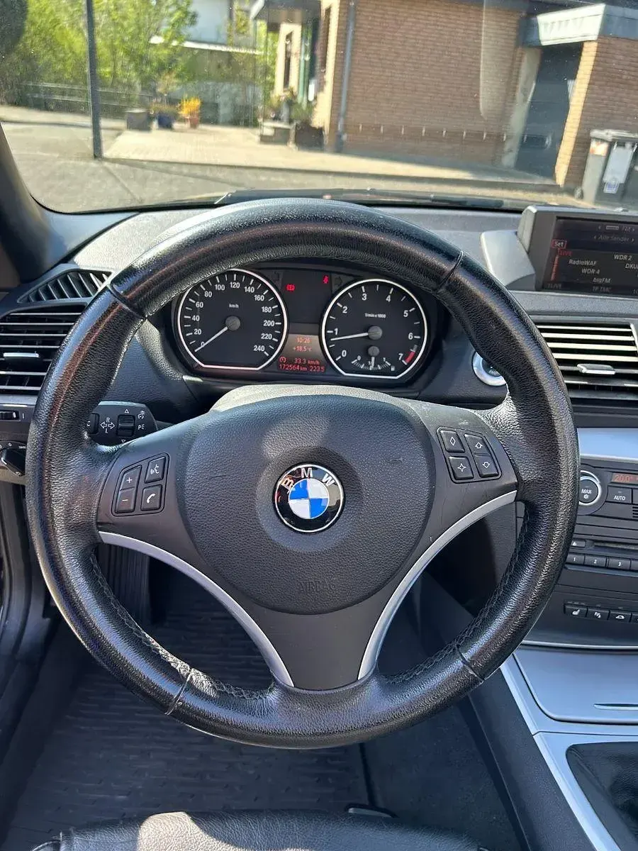 Gebraucht BMW 118 Cabriolet Performance 143 PS (105 kW) 2008 Schwarz Cabrio