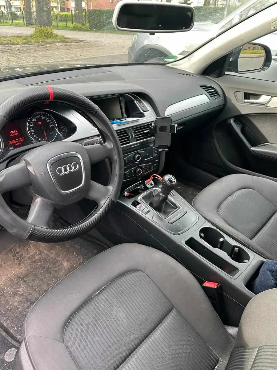 Second-hand Audi A4 160 CP (117 kW) 2009 Negru Break