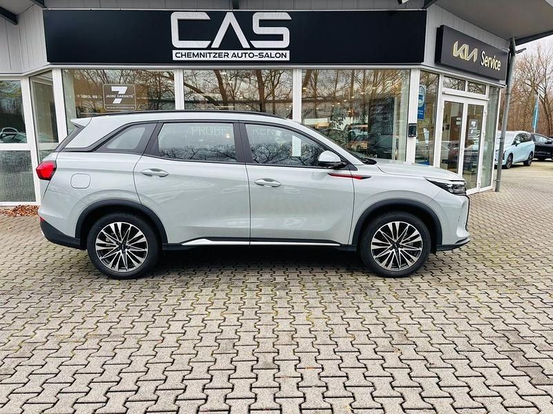 Neu DFSK Fengon 177 PS (130 kW) 2025 Space grau SUV