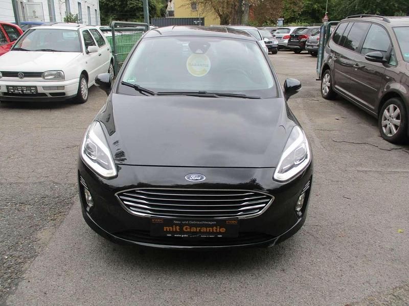 Gebraucht Ford Fiesta Titanium 101 PS (74 kW) 2018 Shadow black Kleinwagen