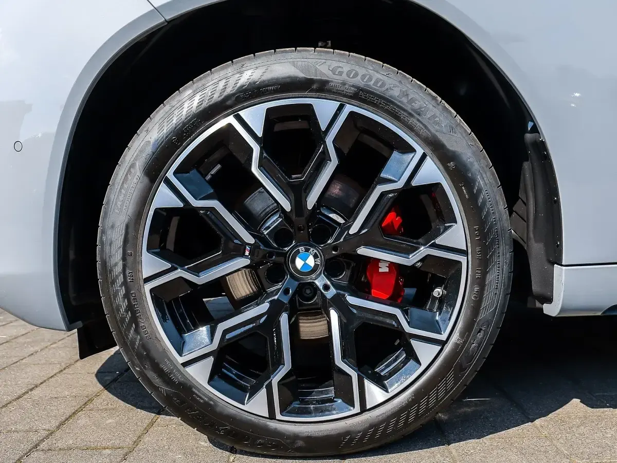 Gebraucht BMW X3 M Sport 197 PS (144 kW) 2025 Grau SUV