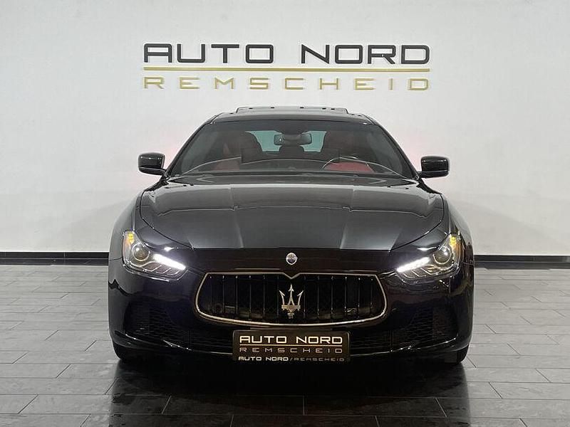 Gebraucht Maserati Ghibli 330 PS (242 kW) 2015 Schwarz Limousine