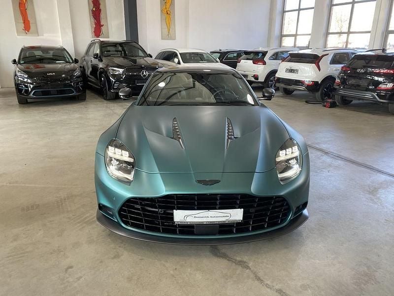 Neu Aston Martin Vanquish 835 PS (614 kW) 2026 Grün