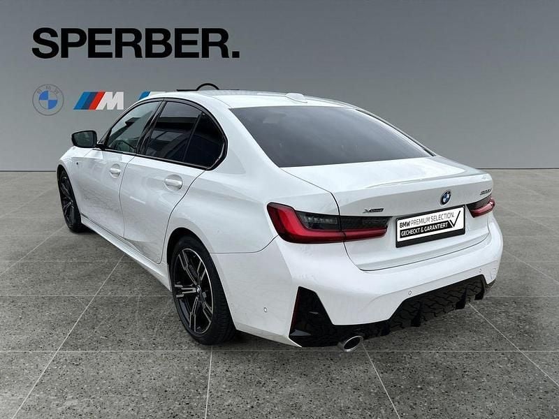 Gebraucht BMW 320 Performance 190 PS (139 kW) 2025 Weiß Limousine