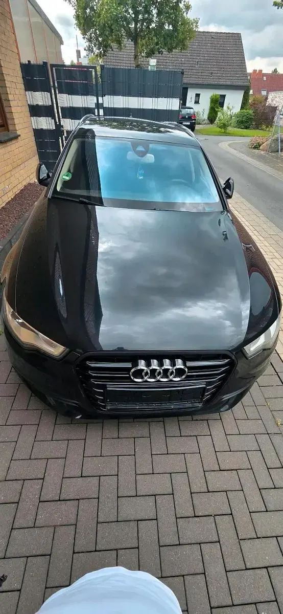 Gebraucht Audi A6 177 PS (130 kW) 2013 Schwarz Kombi