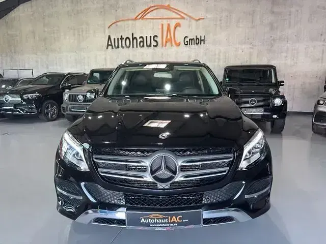 Gebraucht Mercedes GLE250 204 PS (150 kW) 2018 Schwarz SUV