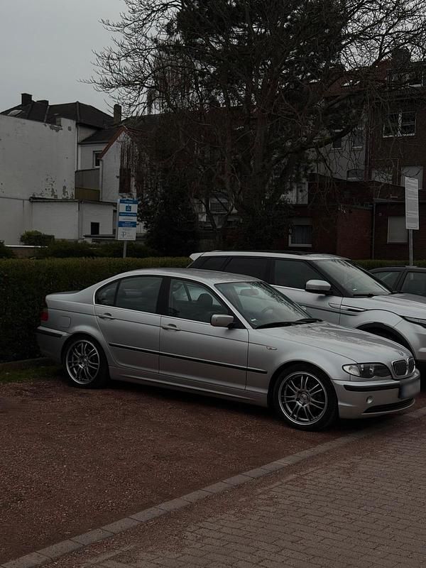 Gebraucht BMW 320 170 PS (125 kW) 2002 Grau Limousine