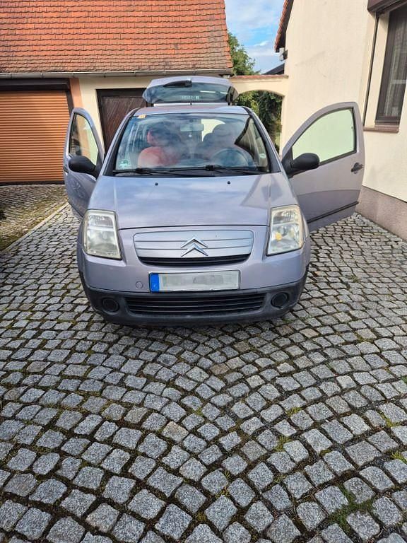 Violet Gebraucht 2003 Citroën C2 Kleinwagen | 2.200 € (Fairer Preis) - Bild 1/4