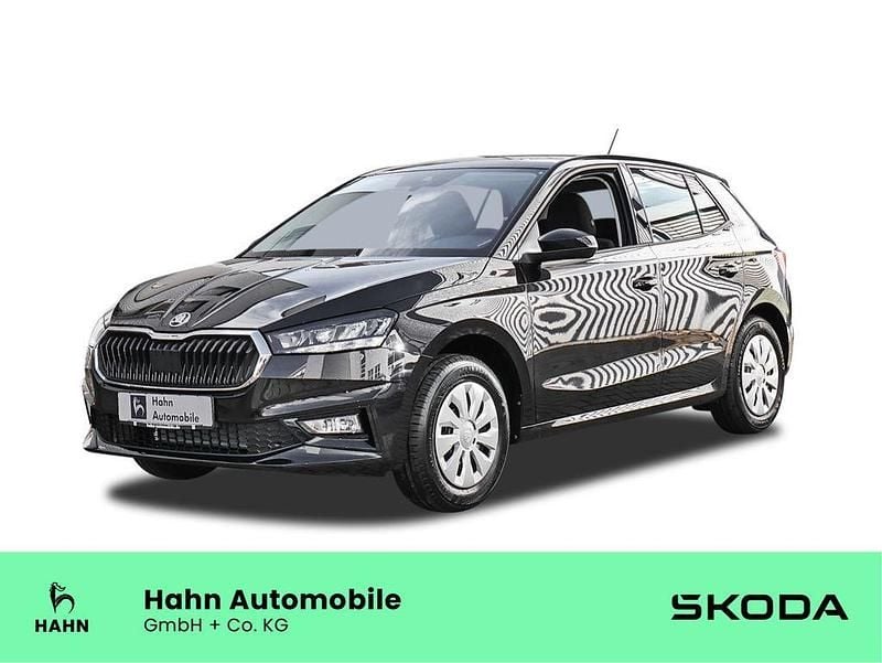 Schwarz Neu 2025 Skoda Fabia Essence Limousine | 16.990 € (Guter Preis) - Bild 1/4