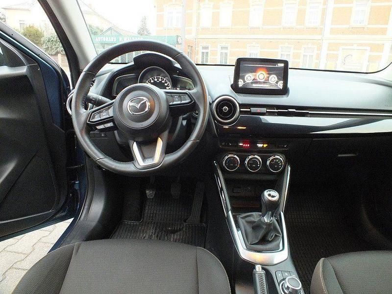 Gebraucht Mazda 2 Kizoku 90 PS (66 kW) 2021 Turmalinblau metallic (metallic) Kleinwagen