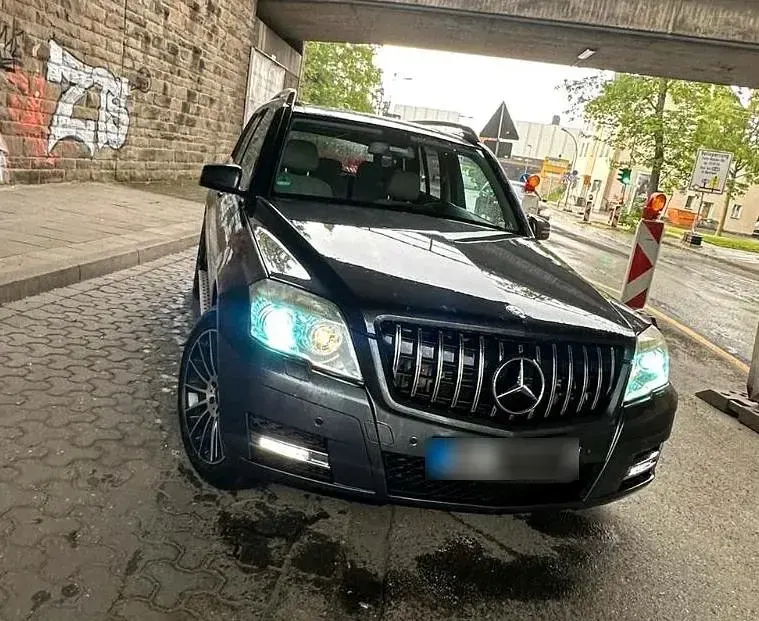 Gebraucht Mercedes GLK350 224 PS (164 kW) 2010 Andere farben SUV
