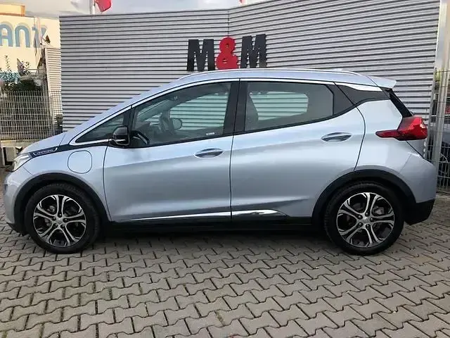 Usado Opel Ampera 150 kW (204 CV) 2017 Plateado Utilitario