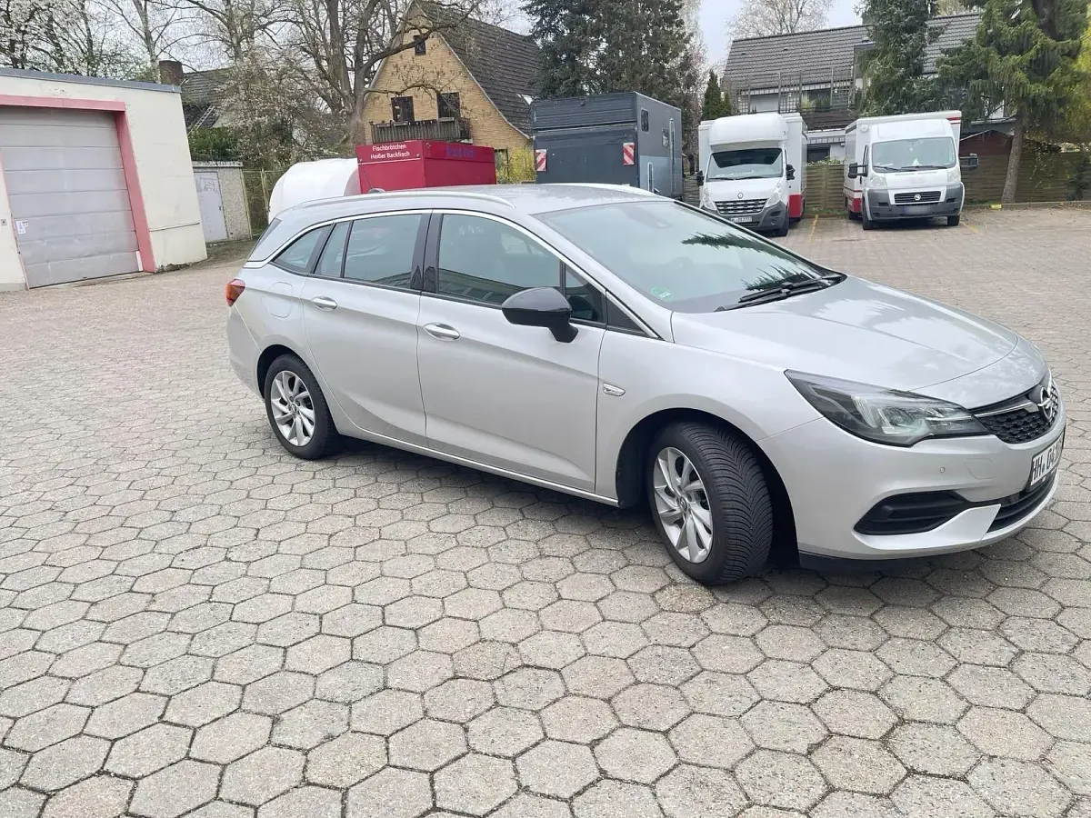 Gebraucht Opel Astra 105 PS (77 kW) 2021 Grau Kombi