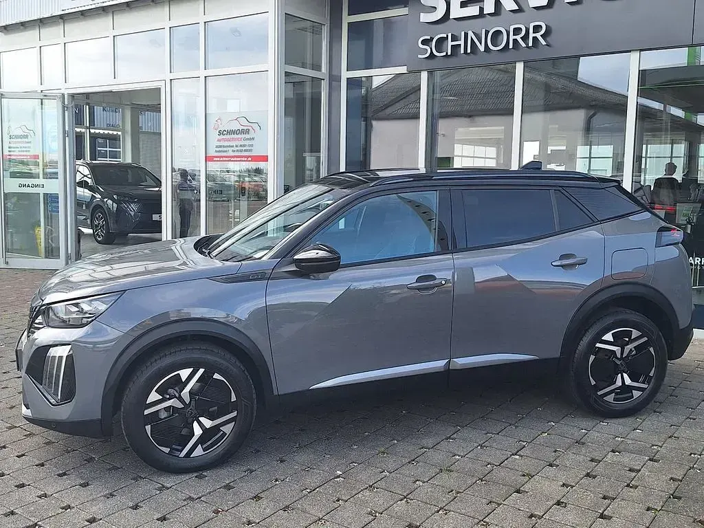Gebraucht Peugeot 2008 GT 131 PS (96 kW) 2024 Grau SUV