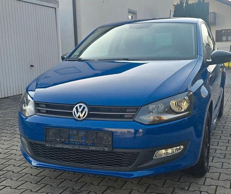 Usata VW Polo Team 60 CV (44 kW) 2011 Blu Utilitaria