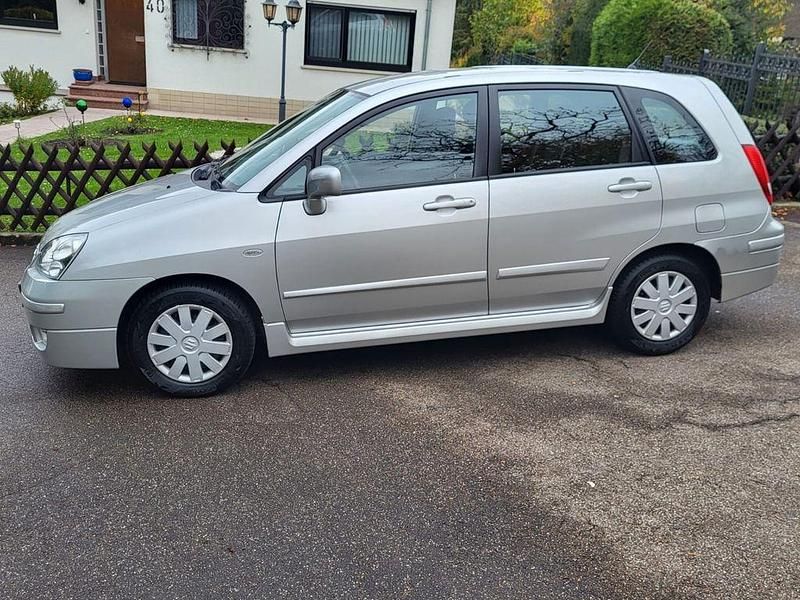 Silber Gebraucht 2004 Suzuki Liana Comfort Limousine | 3.900 € (Teuer) - Bild 1/2