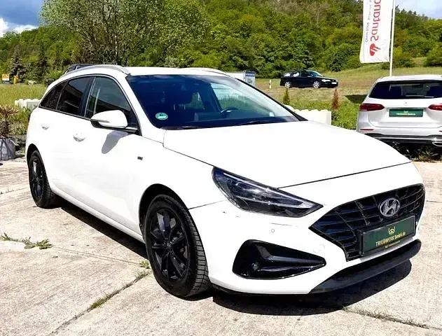 Gebraucht Hyundai i30 159 PS (116 kW) 2022 Weiß Kombi