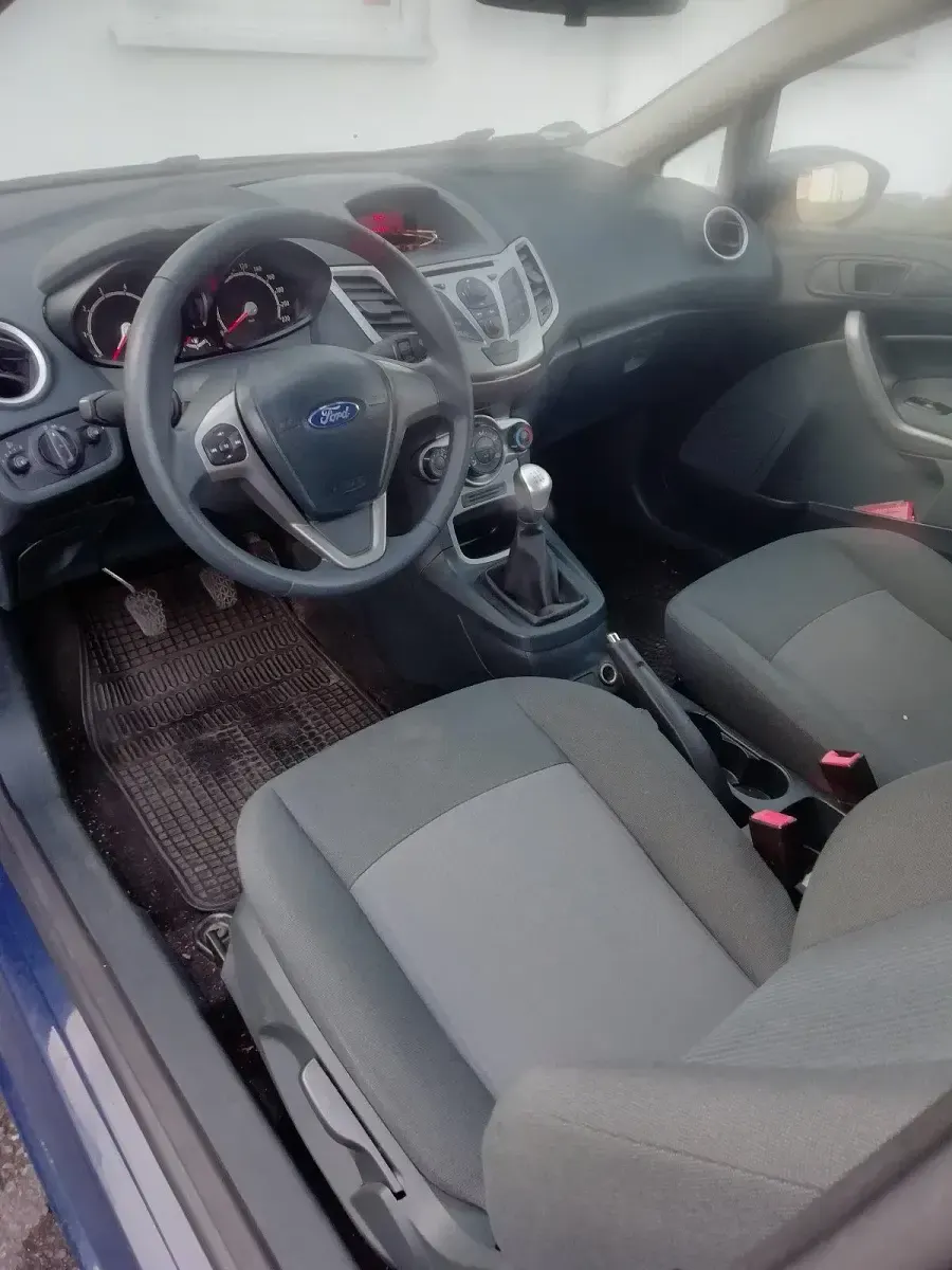 Gebraucht Ford Fiesta 2011 Blau Kleinwagen