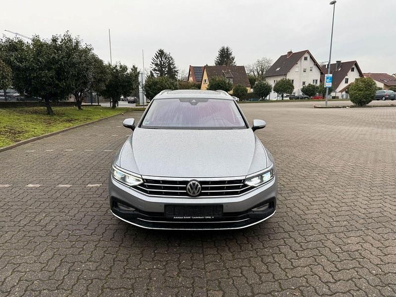 Gebraucht VW Passat Elegance 239 PS (175 kW) 2020 Silber Kombi