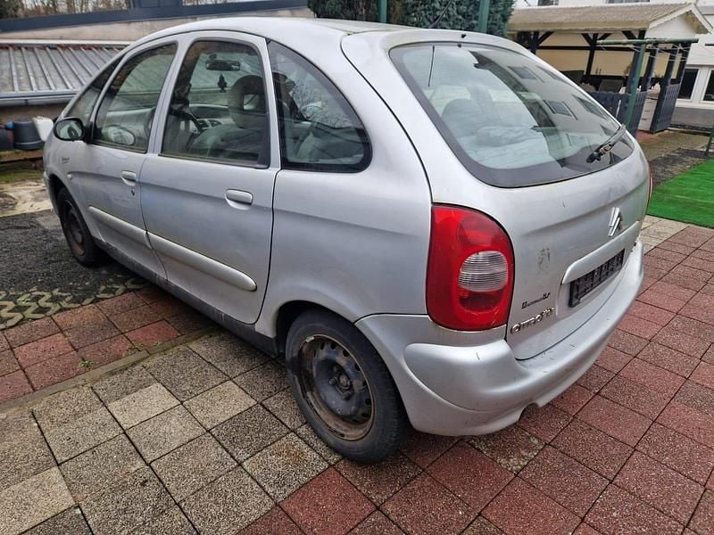 Gebraucht Citroën Xsara 109 PS (80 kW) 2002 Grau Van / Kleinbus
