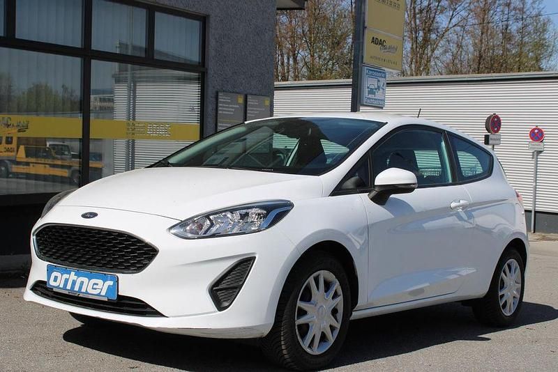 Gebraucht Ford Fiesta Trend 75 PS (55 kW) 2020 Weiß Kleinwagen