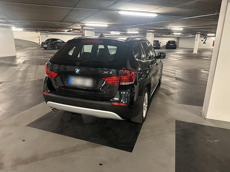 Gebraucht BMW X1 218 PS (160 kW) 2010 Schwarz SUV