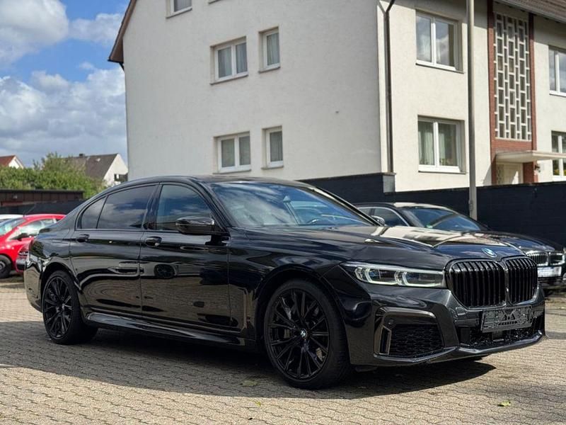 Schwarz Gebraucht 2020 BMW 750L M Sport Limousine | 48.900 € (Superpreis) - Bild 1/4